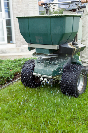 BHLCo uses only industry leading equipment when spreading and spraying your lawn, making us leaders of the industry for production and efficiency!